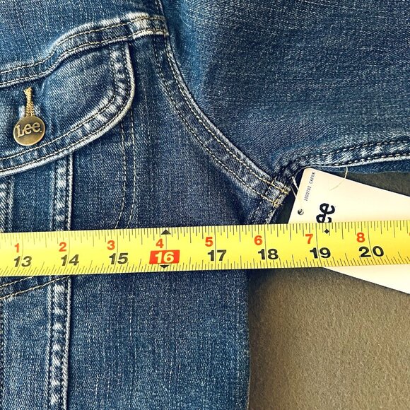 NWT Lee Women's Legendary Style Stretch Blue Denim Jacket Size Small Regular Fit - Picture 11 of 13